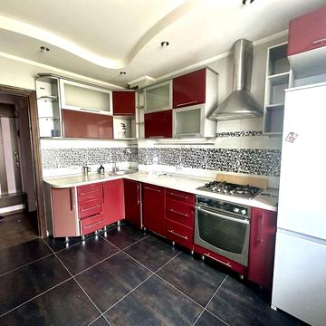 Здам 4 кімнатну квартиру