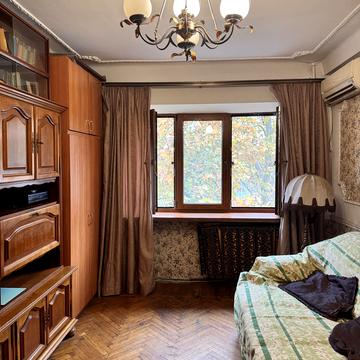 Академіка Філатова вул., 7/3