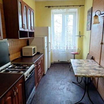 Сдам 2кв4/5 АО сталинка Васильевская 11000 грн.