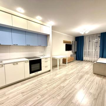 Європейського Союзу просп. (Правди), 43-Б