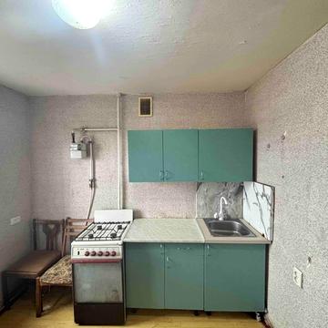 Зіньківська вул., 14