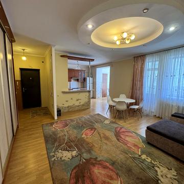 Генерала Миколи Юнаківа вул., 9