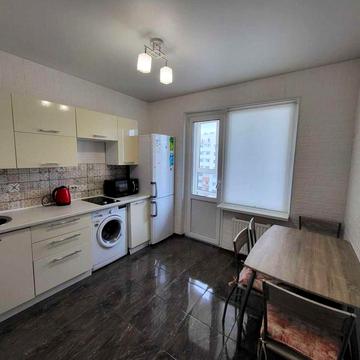 Софії Русової вул., 7