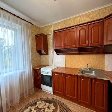 Кулика і Гудачека вул. (Макарова), 6