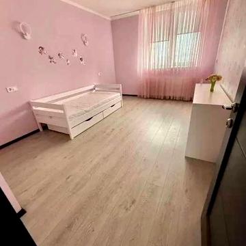 Продаж 3 кімнати Олени Пчілки 8 метро Позняки 100 кв Драгоманова