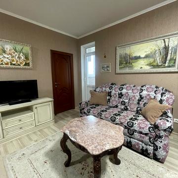 Кадетський Гай вул., 6