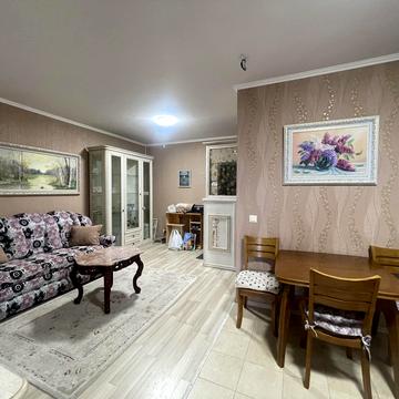 Кадетський Гай вул., 6