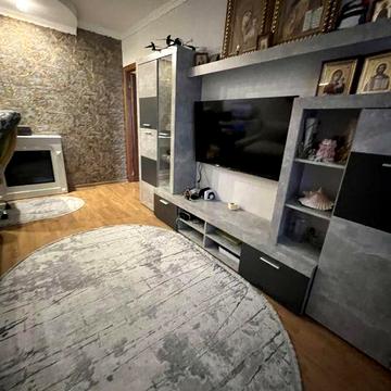 Продам 2кім квартиру на Промавтоматиці