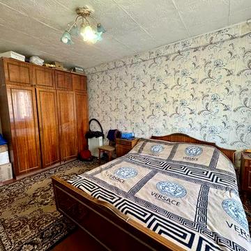 Продам 2-комнатную квартиру, комнаты раздельные, с АЭО