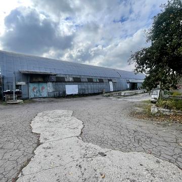 Промислова вул., 1