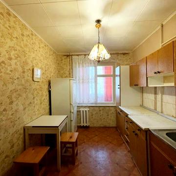 Сімї Глодан вул., 37