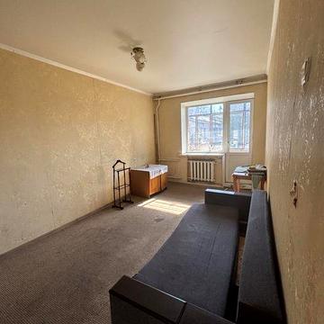 Здам 2хккв по вул. Москаленка біля гімназії Олейника!