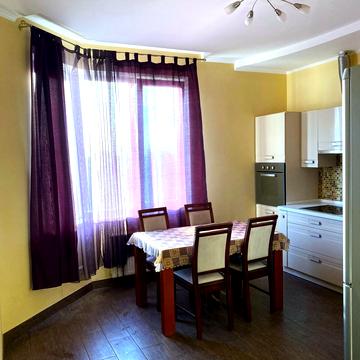 Середньофонтанська вул., 19-А