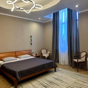 Сдам 2 ком. квартиру в Центре, ул. Сабанеев мост 5/7. Животных можно