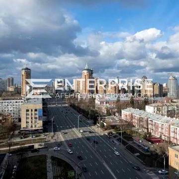 Лесі Українки бульв., 36-Б