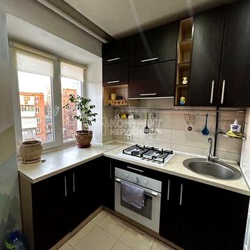 23 Серпня вул., 11а