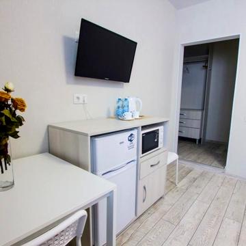 East Residence White