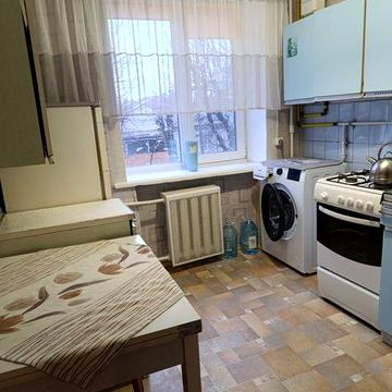 Здам 1но кімнатну, вул. Гагаріна