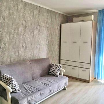 Володимирська вул., 76-Б