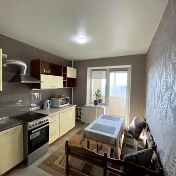 Зоряний бульв., 1