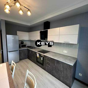 Предславинська вул., 42