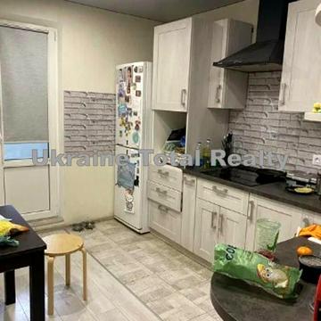 Сергія Данченка вул., 5