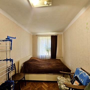 Дорогожицька вул., 18