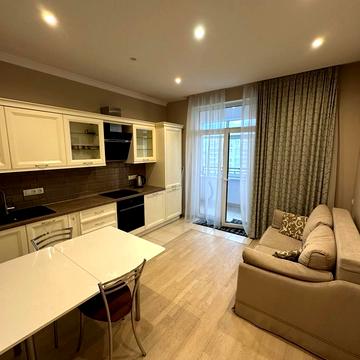 Гоголівська вул., 14