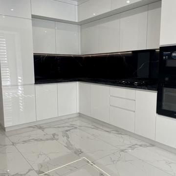 Співдружності вул., 5