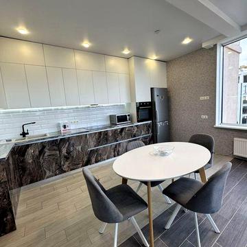 Продам ст и 2 спальни 35 Жемчужина Литературная. ЖК Кадор