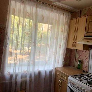 Продам 2к квартиру возле метро Студенческая