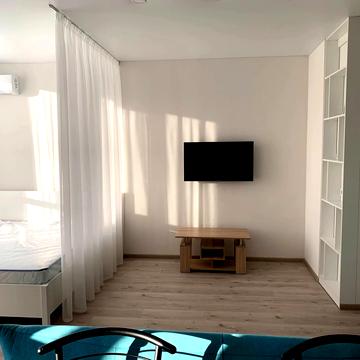 Каховська вул., 62