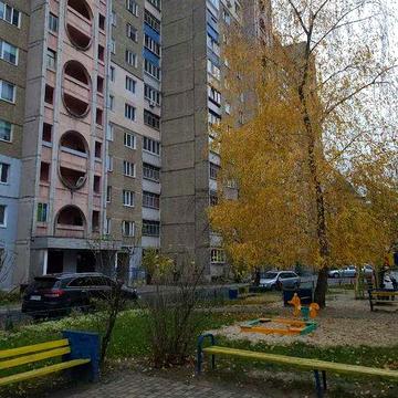 Бровари продам 2 кім.квартиру вул.Незалежності.