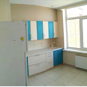 Середня вул., 24/4