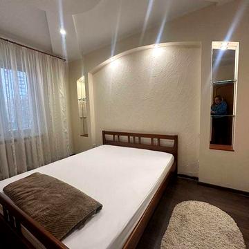 Оренда 2-кімн.квартири, поруч ТЦ "Арена"