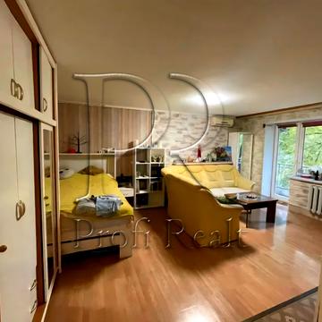 Саперне Поле вул., 26