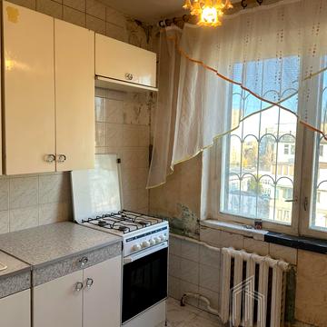 Георгія Гонгадзе просп. (Радянської України), 14