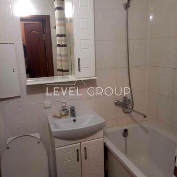 Продаж квартири! Святошинський район Гната Юри