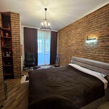 Оренда 2-к квартири-студії на вулиці Зелена