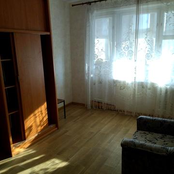 Академіка Корольова вул., 75/1