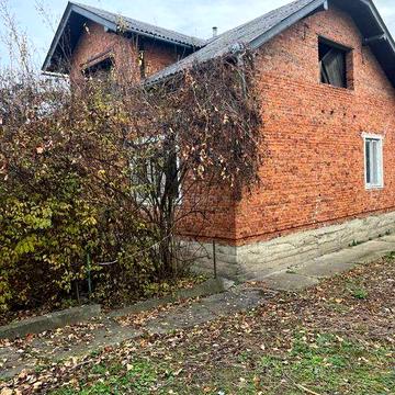 Продається будинок в Угорниках