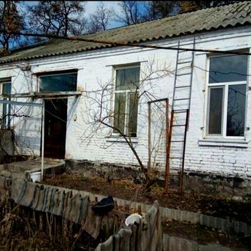 Продам пів будинку, с. Старе