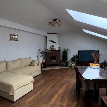 Володимира Великого вул., 10б