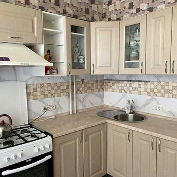 Довгострокова оренда 2к Квартира Алли Горської (Наримська) вулиця