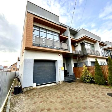 Дмитра Яворницького вул.