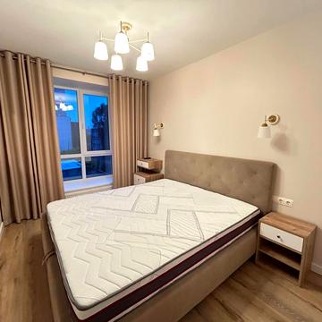 Набережна Перемоги вул., 44п