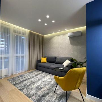 Джона Маккейна вул. (Івана Кудрі), 1-Б