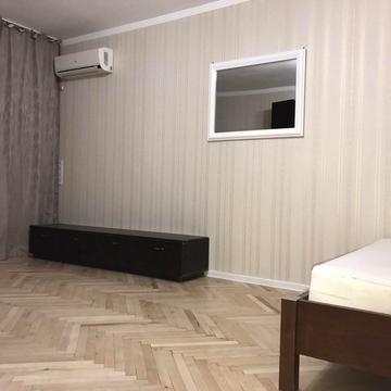 Олеся Гончара вул., 96