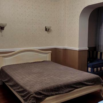 Чорнобильська вул., 20