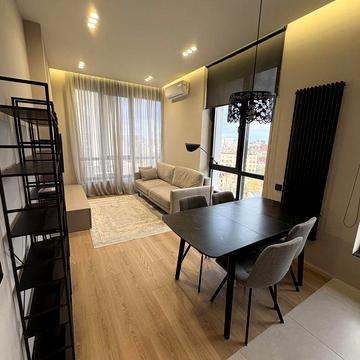 Бульварно-Кудрявська вул. (Воровського), 17